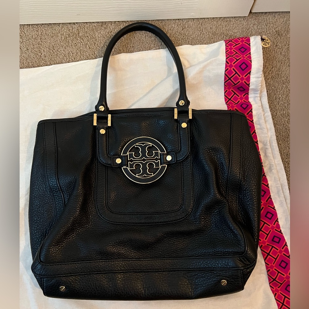 Tory Burch Hobo Bag